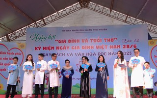 Tuyên dương 91 gia đình hạnh phúc tiêu biểu ở quận Phú Nhuận, TP HCM