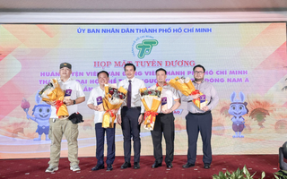 Doanh nghiệp TP HCM khen thưởng cho các VĐV tham gia ASEAN Paragames 12
