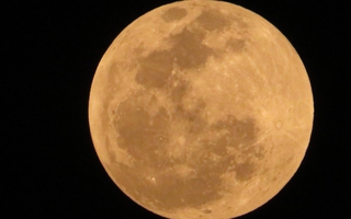 Siêu trăng cam "2 lần phình to" hiện ra liên tiếp 4 tháng kể từ 3-7