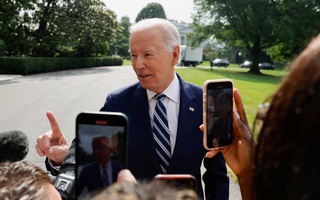 Tổng thống Joe Biden dùng máy trợ thở khi ngủ