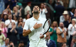 Djokovic tạo mốc mới khi đối đầu Alcaraz ở chung kết Wimbledon