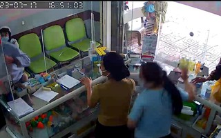 CLIP: Một bác sĩ bị đánh tại phòng khám