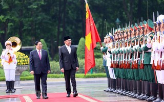 Thủ tướng Phạm Minh Chính đón, hội đàm với Thủ tướng Malaysia