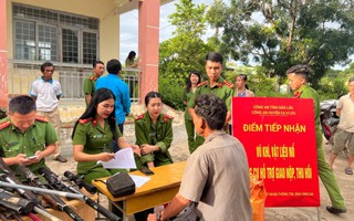 Đắk Lắk: Thu nhận hơn 300 khẩu súng khi vừa phát động "Đổi gạo lấy vũ khí"