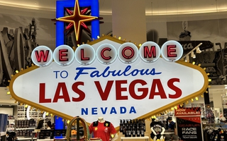 Las Vegas đâu chỉ cờ bạc thâu đêm