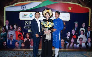 NTK Lê Minh Phú giới thiệu BST áo dài Vũ điệu thời gian