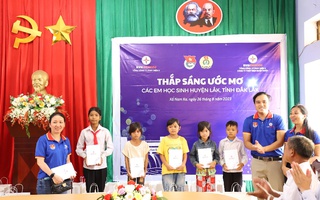 Nhiều hoạt động trao gửi yêu thương đến với học sinh tại tỉnh Đắk Lắk và Đắk Nông