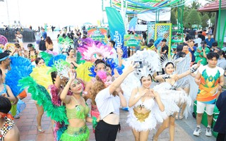Bãi biển miền Trung sôi động với Huda Beach Carnival 2023