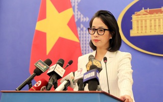 Yêu cầu Philippines xử lý nghiêm vụ phá hoại quốc kỳ Việt Nam