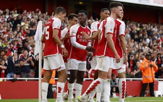 Thắng luân lưu 11 m Monaco, Arsenal vô địch Emirates Cup