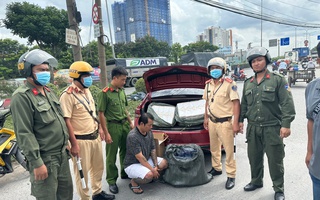 Hàng ngàn bao thuốc lá lậu bị tịch thu ở địa bàn giáp ranh TP HCM