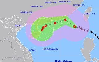 Bão số 3 giật trên cấp 17, liên tục đổi hướng di chuyển