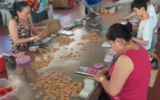 Cuộc thi "Tự hào hàng Việt": Cả nhà tôi đều yêu thích kẹo dừa Bến Tre