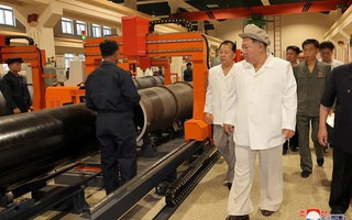 Ông Kim Jong-un thị sát loạt nhà máy vũ khí, nêu yêu cầu đặc biệt