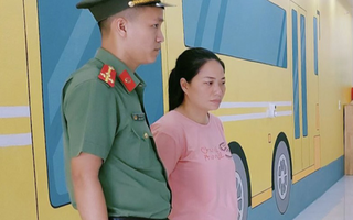 Bắt người phụ nữ "tiếp tay" cho 30 người nước ngoài ở lại Việt Nam trái phép