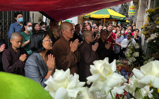Nhiều chùa tổ chức lễ cầu nguyện cho nạn nhân vụ cháy chung cư mini tại Hà Nội