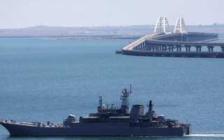 Crimea rung chuyển, Ukraine tấn công sở chỉ huy Hạm đội Biển Đen?