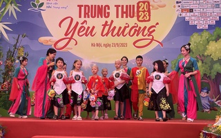 2.200 bệnh nhi đón "Trung thu yêu thương"