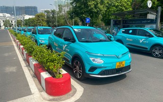 Trải nghiệm khác biệt khi đi taxi điện