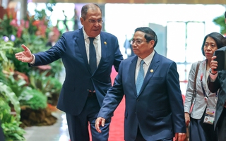 Thủ tướng Phạm Minh Chính gặp Bộ trưởng Ngoại giao Nga Sergei Lavrov