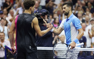 Djokovic lần thứ 10 vào chung kết US Open, chờ "đòi nợ" Medvedev