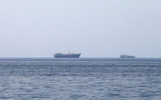 Hải quân Iran bắt tàu chở dầu ở vịnh Oman
