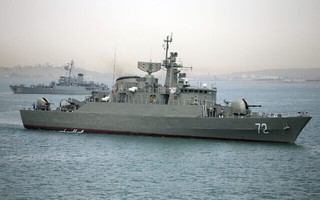 Iran triển khai tàu chiến đến biển Đỏ