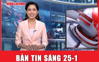 Băng giá phủ trắng trên đỉnh Mẫu Sơn