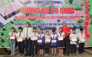 Rợp bóng cờ Tổ quốc tại Thành cổ Quảng Trị