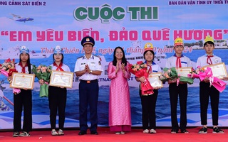 Gieo mầm tình yêu biển đảo cho học sinh Thừa Thiên - Huế