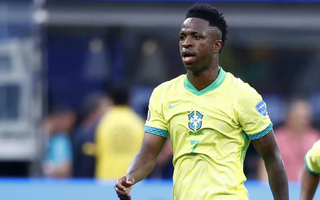 Vinicius Junior nói đúng 9 từ gì sau khi hụt danh hiệu Quả bóng vàng?