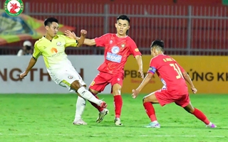 CLB Hoàng Anh Gia Lai mất ngôi đầu bảng V-League