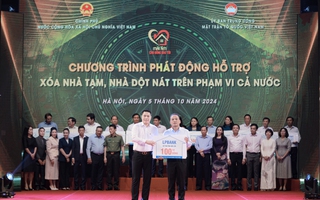 LPBank chung tay vì cộng đồng: Trao 100 tỉ đồng xóa nhà tạm, nhà dột nát