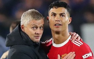 Cựu HLV Man United Solskjaer tiết lộ người cảnh báo về việc tái hợp Ronaldo