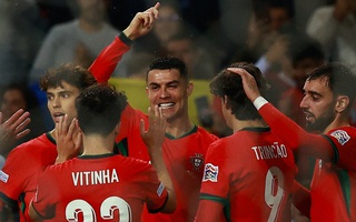 Ronaldo tỏa sáng, Bồ Đào Nha đại thắng Ba Lan lên đỉnh bảng Nations League