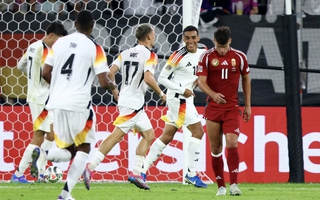 Nations League: Đại gia thắng thế