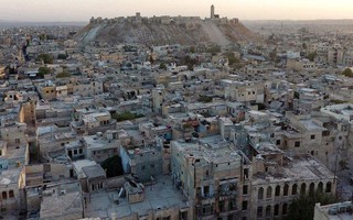 Quân nổi dậy Syria bất ngờ tấn công lớn, tiến vào Aleppo chóng vánh