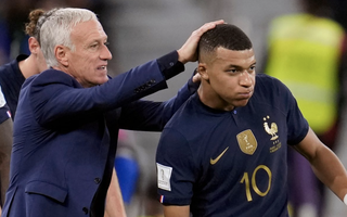 Phong độ kém, Kylian Mbappe bị gạch tên ở đội tuyển Pháp