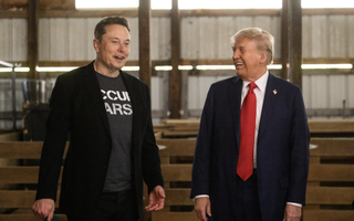 Ông Donald Trump “đổi giọng” về thị thực H-1B vì tỉ phú Musk