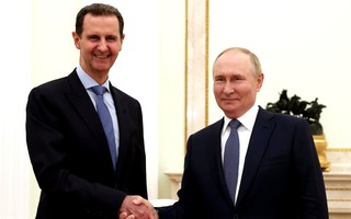 Truyền thông Nga nói ông Assad ở Moscow, Mỹ - Israel không kích nhiều mục tiêu ở Syria