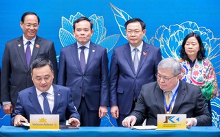 Hàng không Việt Nam - Trung Quốc ký hợp tác gần 450 triệu USD, mở đường bay mới