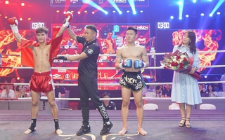 2 võ sĩ kickboxing Việt Nam thắng áp đảo tại MAXFC 26