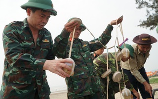 Cận cảnh "trận địa" pháo hoa chuẩn bị khai hỏa ở Sầm Sơn