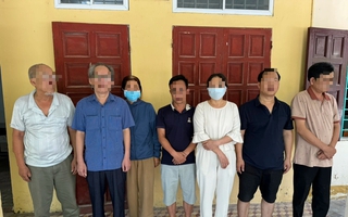 Khởi tố 7 người đánh bạc ở Quảng Bình