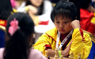 Kỳ thủ nhí Nguyễn Vũ Bảo Châu vô địch cờ chớp U8 nữ thế giới