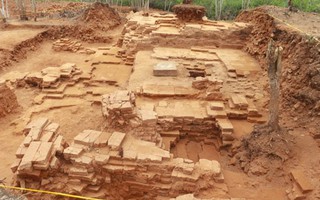 Khai quật khảo cổ tại phế tích Đại Hữu