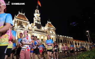 Gần 5.000 vận động viên thắp sáng đêm Sài Gòn tại “Ho Chi Minh City Night Run Eximbank 2024”