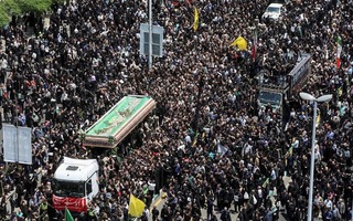 Lãnh tụ tối cao Iran cầu nguyện cho cố Tổng thống Raisi