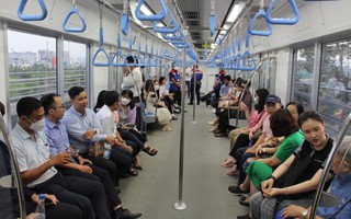 Tạo thuận lợi cho hành khách sử dụng metro