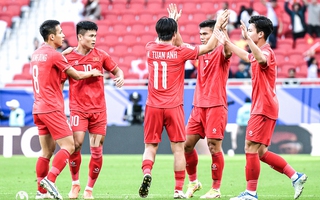 Tân HLV trưởng tuyển Việt Nam công bố 27 cầu thủ đấu Philippines